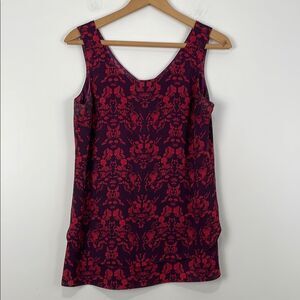 CAbi Women’s Small Top Sleeveless Scoop Neck Red Flutter Back Cameo Baroque